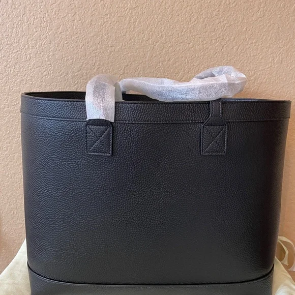 Burberry Black Leather Tote Bag Brand New - Picture 5 of 9